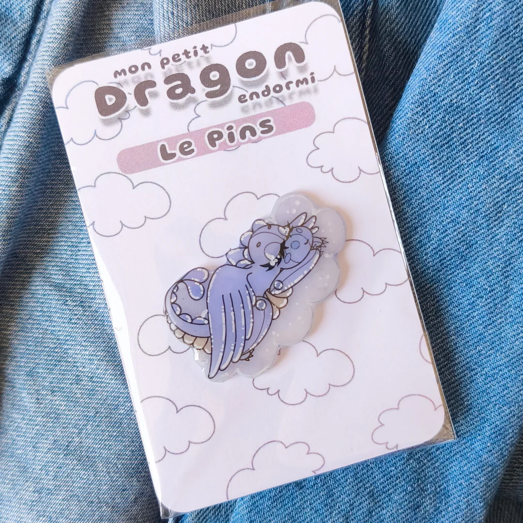 Autre aperçu de Pin's Artisanal Fait Main - "Mon Petit Dragon Endormi"